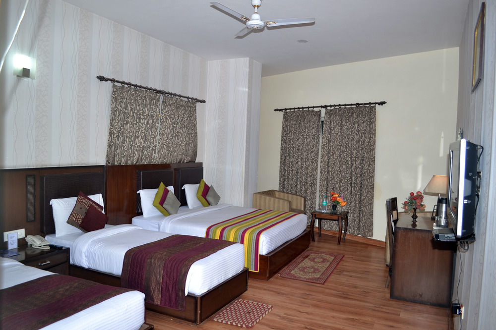 Hotel Smart Plaza Delhi Airport New Delhi Eksteriør bilde